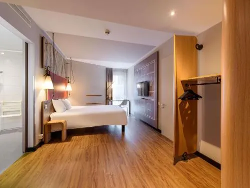 Ibis Berlin Hauptbahnhof photo 27