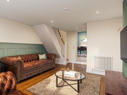 Et opholdsområde på Huxley's Cottage - Uk49813