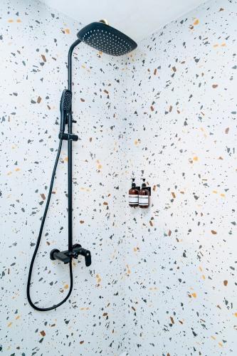 Un baño de JIA Hotel