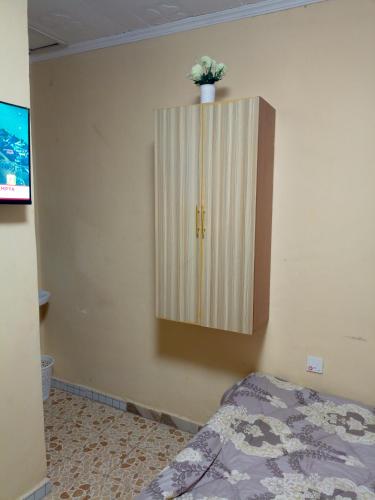 Ένα ή περισσότερα κρεβάτια σε δωμάτιο στο Eugene homes