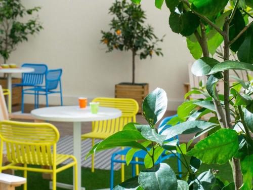 Gambar di galeri bagi Ibis Styles Nice Centre Gare di Nice