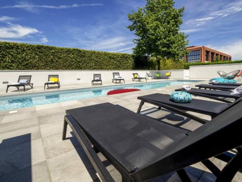 Ibis Styles Toulouse Labègeの敷地内または近くにあるプール