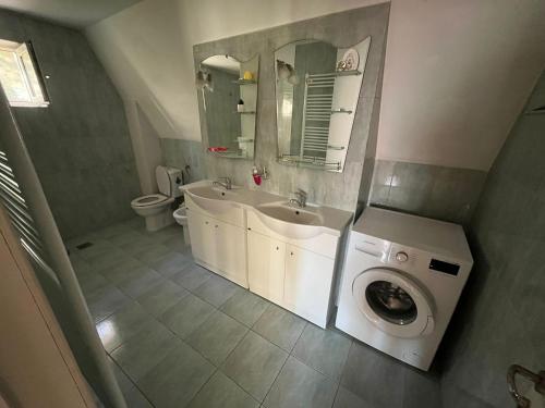 Ένα μπάνιο στο Rent a room Bruno