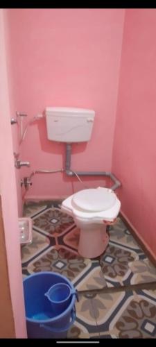 Ένα μπάνιο στο Shikhar guest house