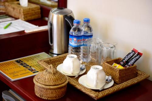 Kaffe- och tefaciliteter på UCT Taunggyi Hotel