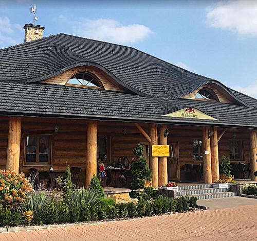 Bangunan di mana terletaknya lodge