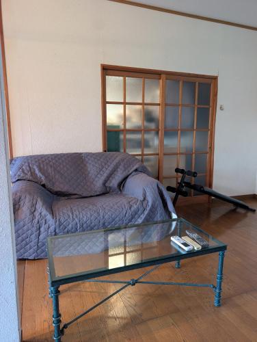 Un lugar para sentarse en Kenny's house