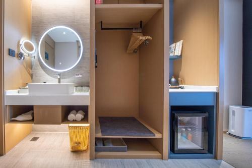 Un baño de Atour Hotel Shenzhen Guanlan High Tech Park