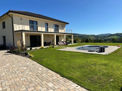 Villa Luxury Gallery Korytárky