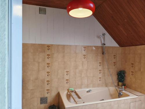 Ένα μπάνιο στο Maison familiale en Bretagne Le Daou Di