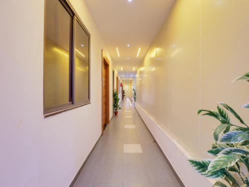 Gallery image of Hotel O MD GRAND AC Rooms in Vadodara