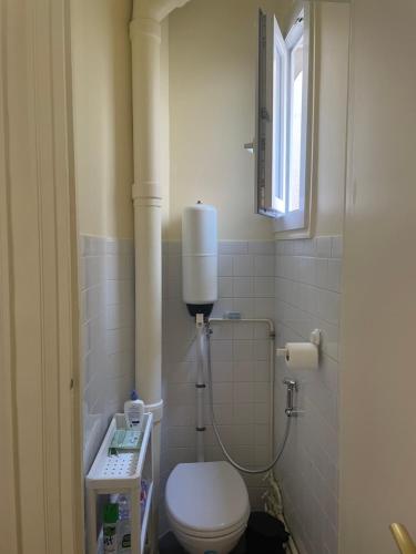 Central, beautiful, spacious and elegant apartment near Nation, Bastille and La Coulée Verte