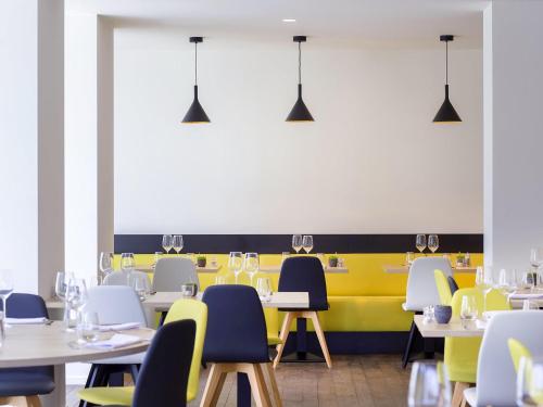 Zona de estar de ibis Styles Kortrijk Expo