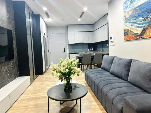 Χώρος καθιστικού στο 1BR Lake View Studio - Homestay Onsen Ecopark