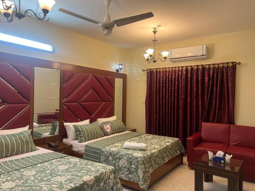 Gallery image of Hotel White Palace Clifton in Karachi