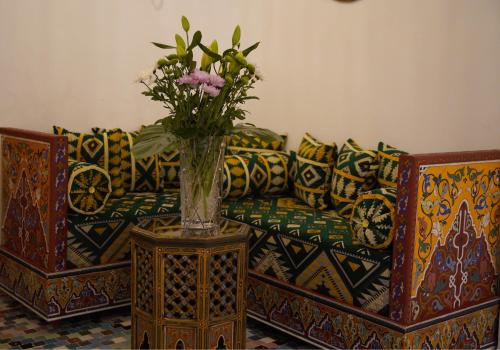 Zona de estar de Riad Jnane Fes Medina & Luxury Palace
