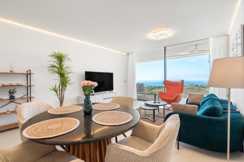 luxury apartment amazing view
