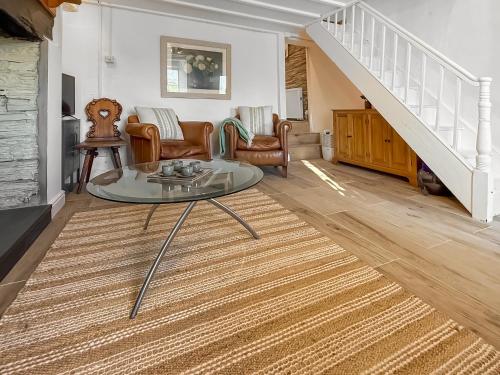 Posezení v ubytování Tegfryn Cottage