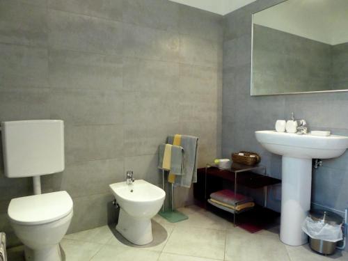Ένα μπάνιο στο Elegant Tuscan Holiday Home