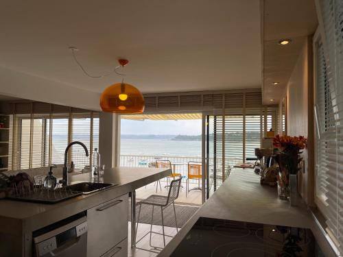 Appartement pieds dans l'eau