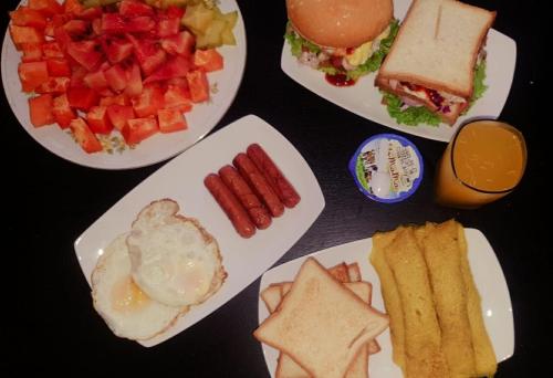 Đồ ăn tại/gần căn hộ