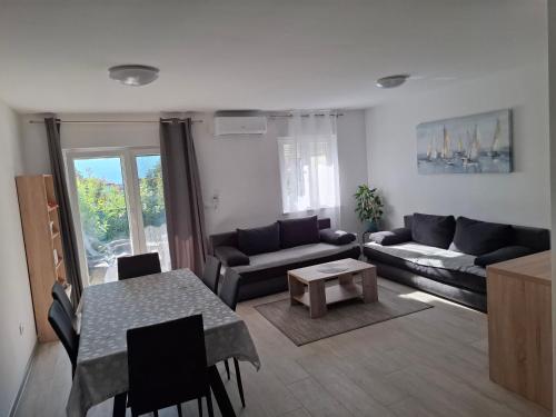 Apartment Tanya 1