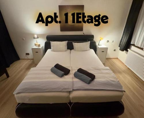 Katil atau katil-katil dalam bilik di Marstall Apartmenthaus Kassel