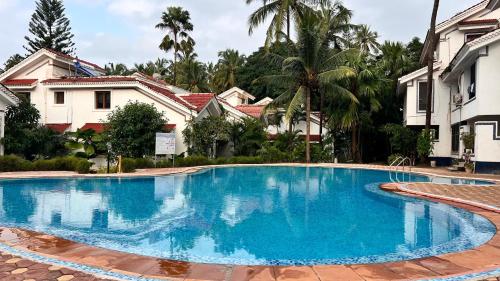 Bazén v ubytování 3 BHK Villa in Arpora with Pool access,5 Mins to Baga nebo v jeho okolí