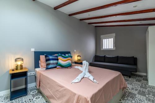 Townhouse near Plaza Castilla - Sahagún Apartment