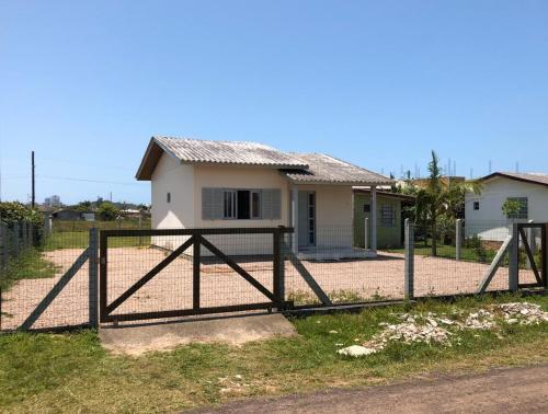 Casa em Torres Ao Lado da Praia da Guarita