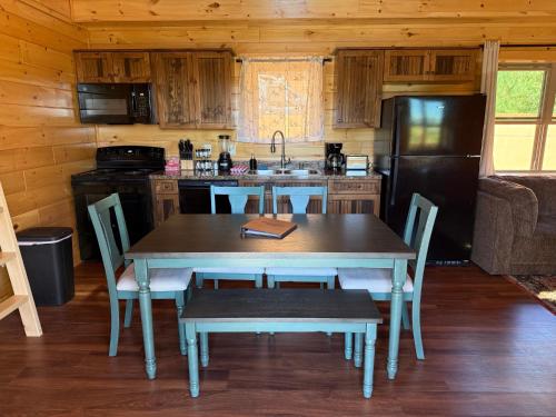 Kuchyň nebo kuchyňský kout v ubytování Mt. Lemmon Lodge