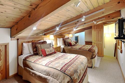 Timberline Condominiums 1 Bedroom plus Loft Deluxe Unit C3G photo 2
