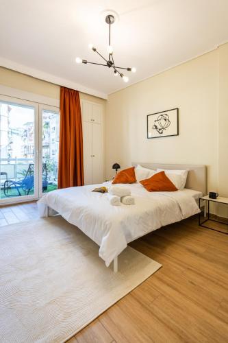 Stylish 3BD with Balcony Central Thessaloniki