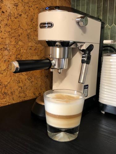 The Bohó Vándor Guesthouseにあるコーヒーまたはお茶