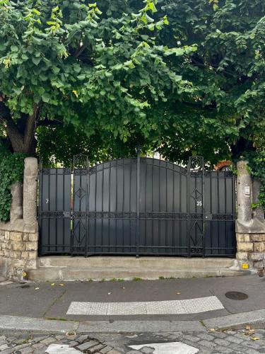 Country house in Paris!