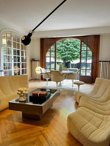 Country house in Paris!