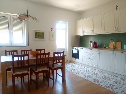 Charming Campanhã Family Home
