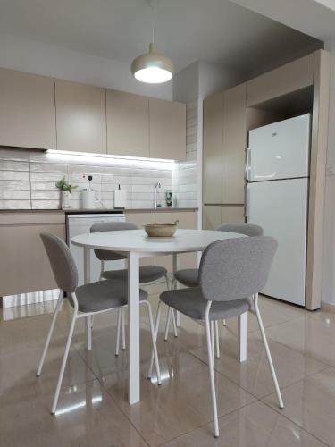 Bird's Nest, close to EMU, in the city center