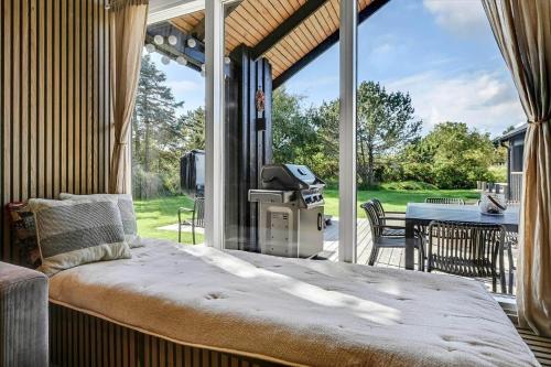 Postel nebo postele na pokoji v ubytování BV227-Blavand-Sonder-Vasevej-44