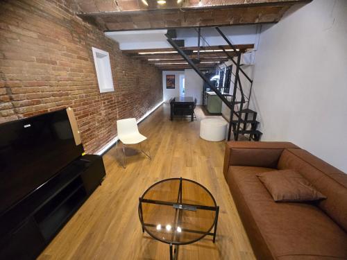 Industrial loft in Eixample near Sagrada familia