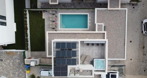Luxury Villa Teo with heated swimming pool and panoramic view