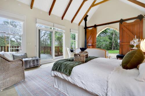 Ένα ή περισσότερα κρεβάτια σε δωμάτιο στο Stone Guest House Ebenezer