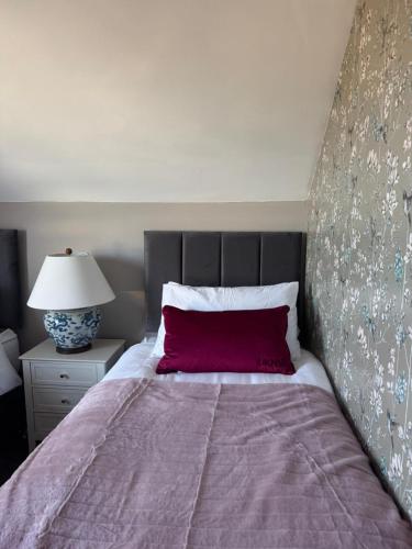 Ένα ή περισσότερα κρεβάτια σε δωμάτιο στο Apartment 3 at Blackburn Heights Sleeps 4