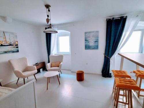La Casa Nostra Apartments - Classic 1 Bedroom Apt