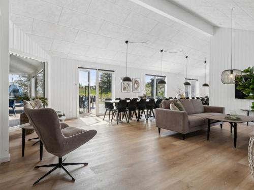 Χώρος καθιστικού στο 5 star holiday home in Idestrup