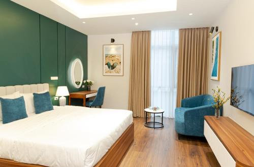 Postel nebo postele na pokoji v ubytování MYAN Villa Phòng nghỉ 4 sang trọng Vinhomes Ocean Park 3