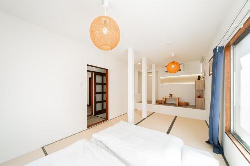 3BR,2BA,2WC with kitchen and living,7min to skytree subway,Max12P