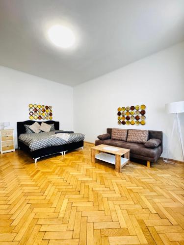 Comfortable 1BR & Lounge Apartment 7 min Westbahnhof
