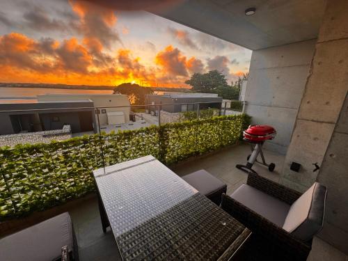 Balkón nebo terasa v ubytování LIBERTA Mare Miyakojima -オーシャンビュープライベートヴィラ 最大7名宿泊-