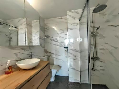 3 bedroom holiday apartment nearby arenal javea
